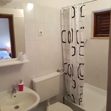 بيت ضيافة Caric 3*